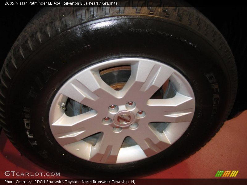 Silverton Blue Pearl / Graphite 2005 Nissan Pathfinder LE 4x4