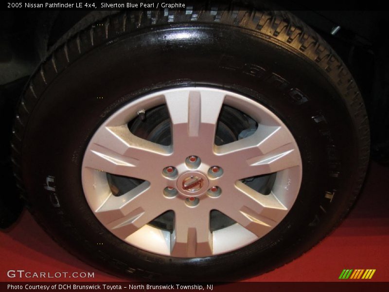 Silverton Blue Pearl / Graphite 2005 Nissan Pathfinder LE 4x4