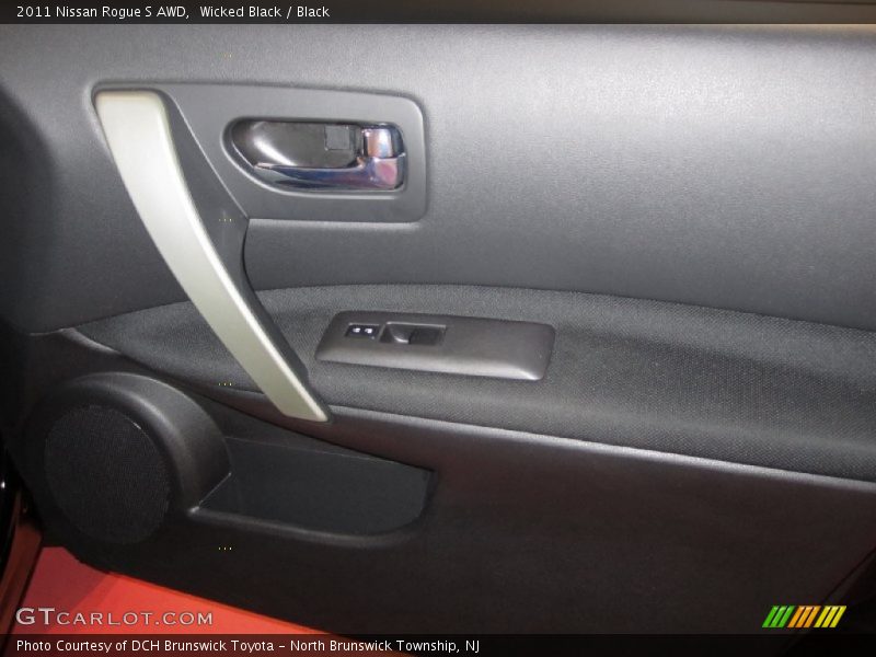 Wicked Black / Black 2011 Nissan Rogue S AWD