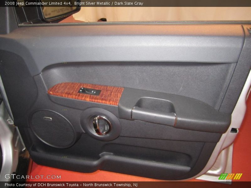 Bright Silver Metallic / Dark Slate Gray 2008 Jeep Commander Limited 4x4