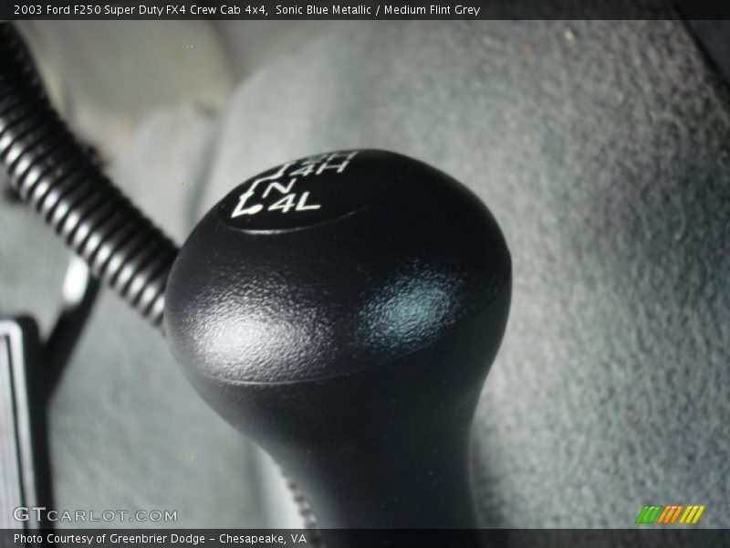 Controls of 2003 F250 Super Duty FX4 Crew Cab 4x4