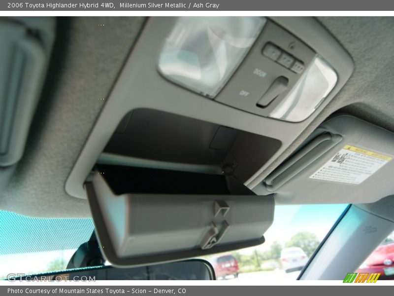 Millenium Silver Metallic / Ash Gray 2006 Toyota Highlander Hybrid 4WD