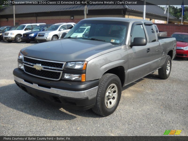 Front 3/4 View of 2007 Silverado 1500 Classic LS Extended Cab 4x4