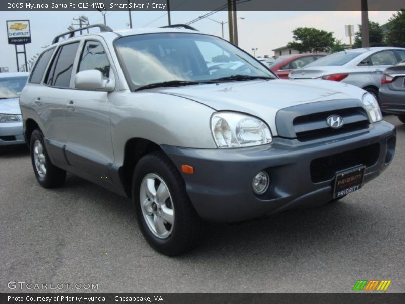 Smart Silver / Gray 2005 Hyundai Santa Fe GLS 4WD