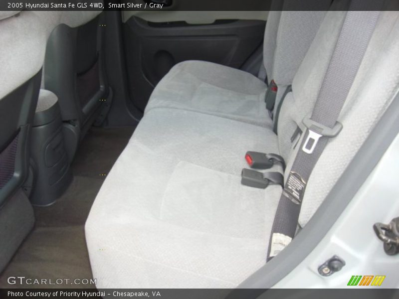 Smart Silver / Gray 2005 Hyundai Santa Fe GLS 4WD