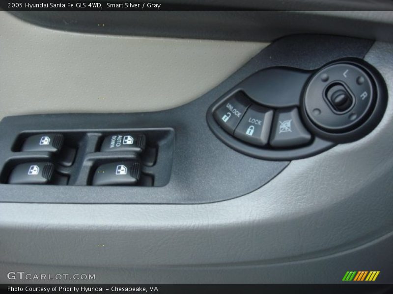 Smart Silver / Gray 2005 Hyundai Santa Fe GLS 4WD