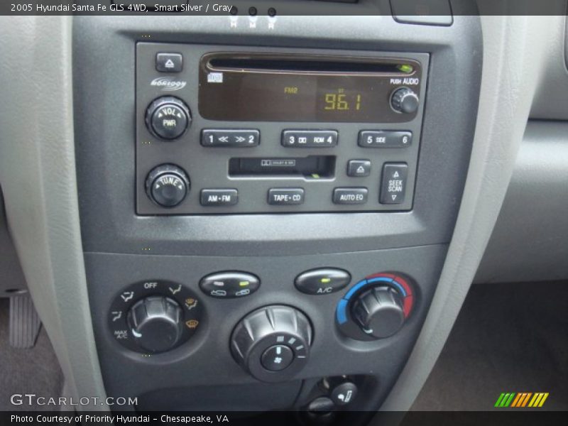 Smart Silver / Gray 2005 Hyundai Santa Fe GLS 4WD