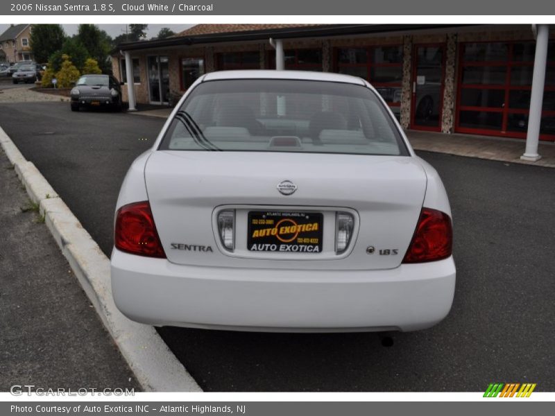 Cloud White / Charcoal 2006 Nissan Sentra 1.8 S