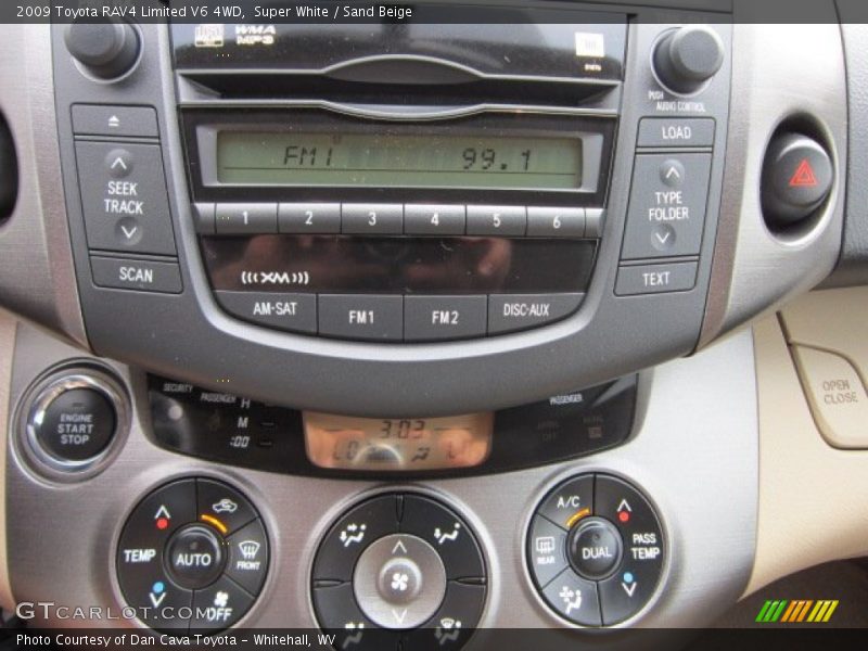Controls of 2009 RAV4 Limited V6 4WD