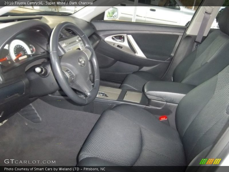 Super White / Dark Charcoal 2010 Toyota Camry SE
