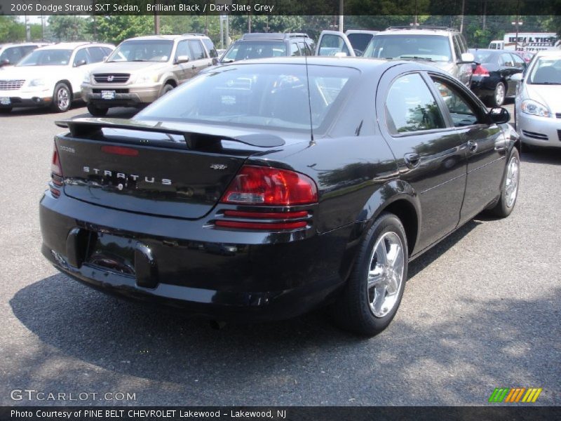 Brilliant Black / Dark Slate Grey 2006 Dodge Stratus SXT Sedan