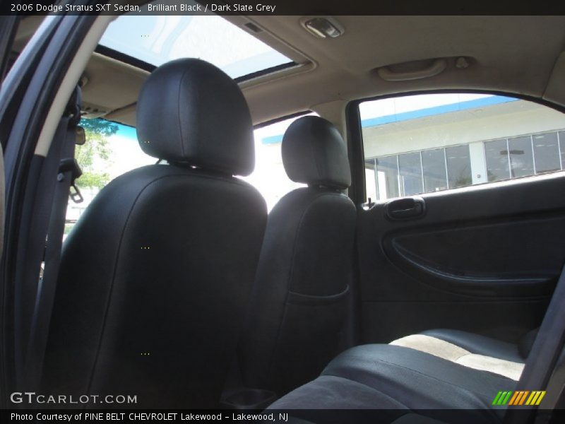 Brilliant Black / Dark Slate Grey 2006 Dodge Stratus SXT Sedan