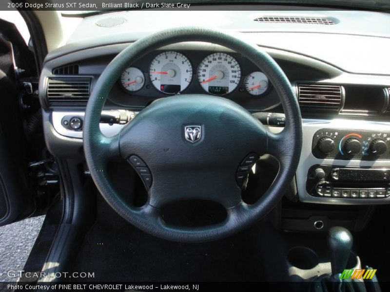 Brilliant Black / Dark Slate Grey 2006 Dodge Stratus SXT Sedan