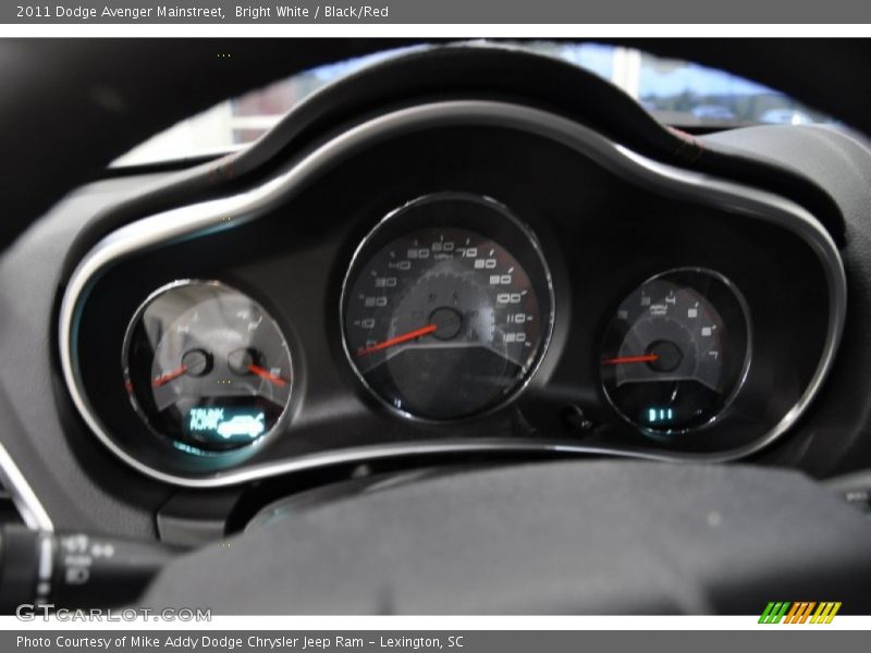 Bright White / Black/Red 2011 Dodge Avenger Mainstreet