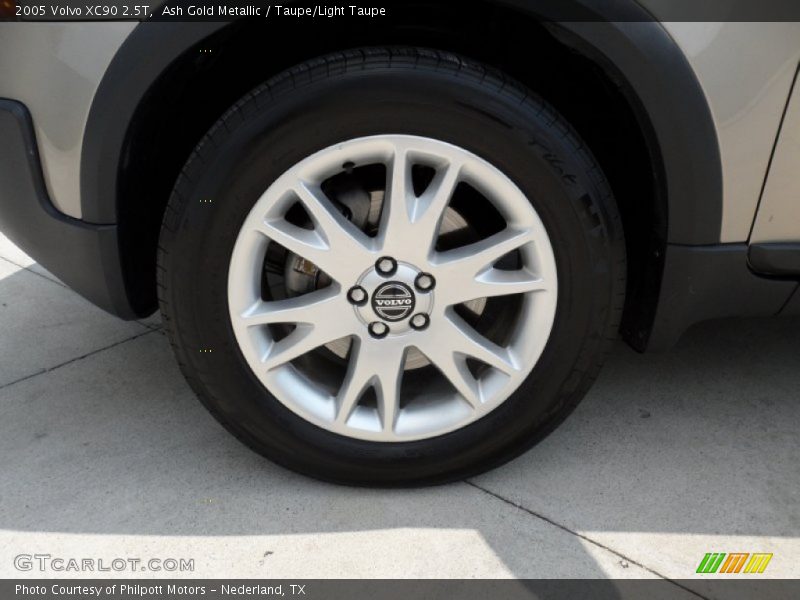  2005 XC90 2.5T Wheel