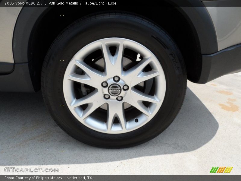  2005 XC90 2.5T Wheel