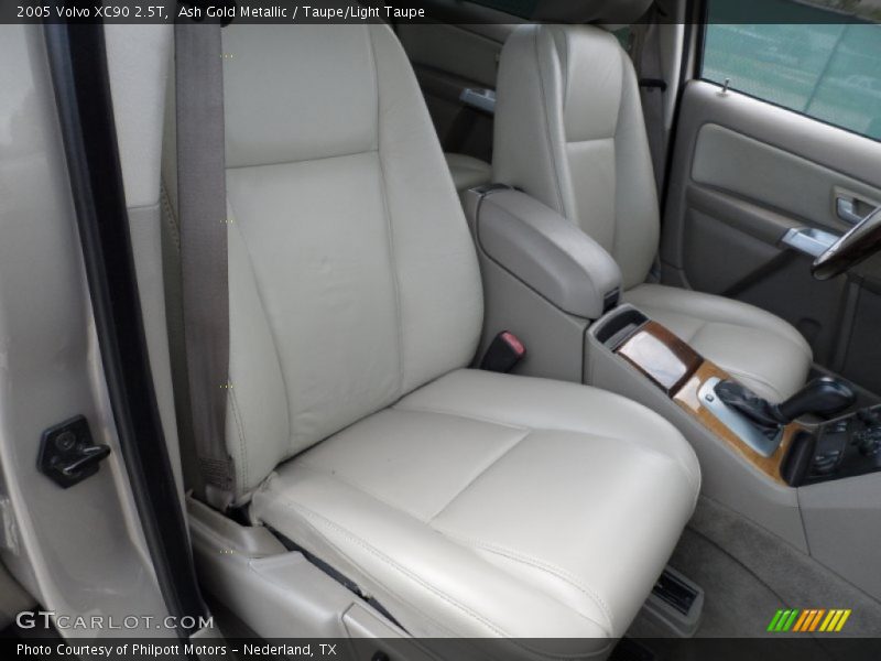  2005 XC90 2.5T Taupe/Light Taupe Interior