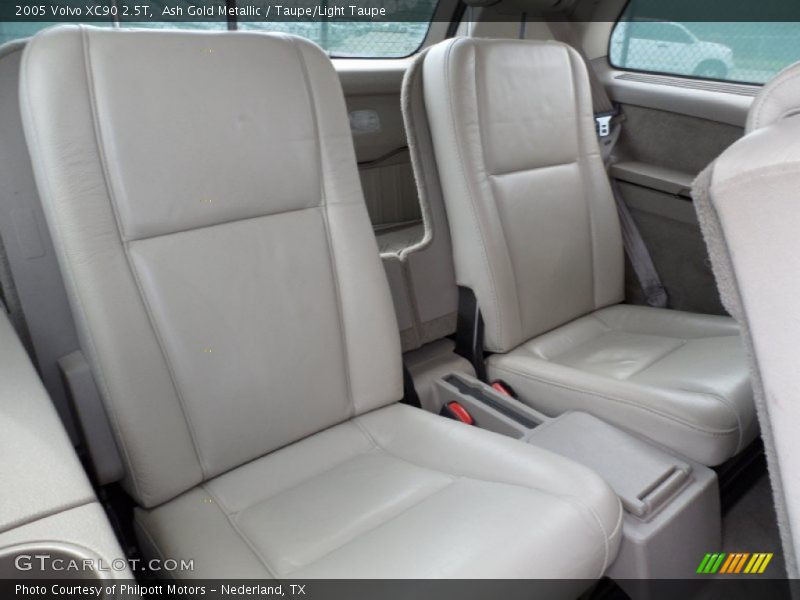  2005 XC90 2.5T Taupe/Light Taupe Interior