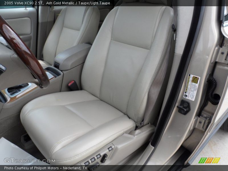  2005 XC90 2.5T Taupe/Light Taupe Interior