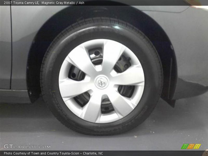 Magnetic Gray Metallic / Ash 2007 Toyota Camry LE