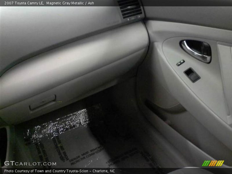 Magnetic Gray Metallic / Ash 2007 Toyota Camry LE