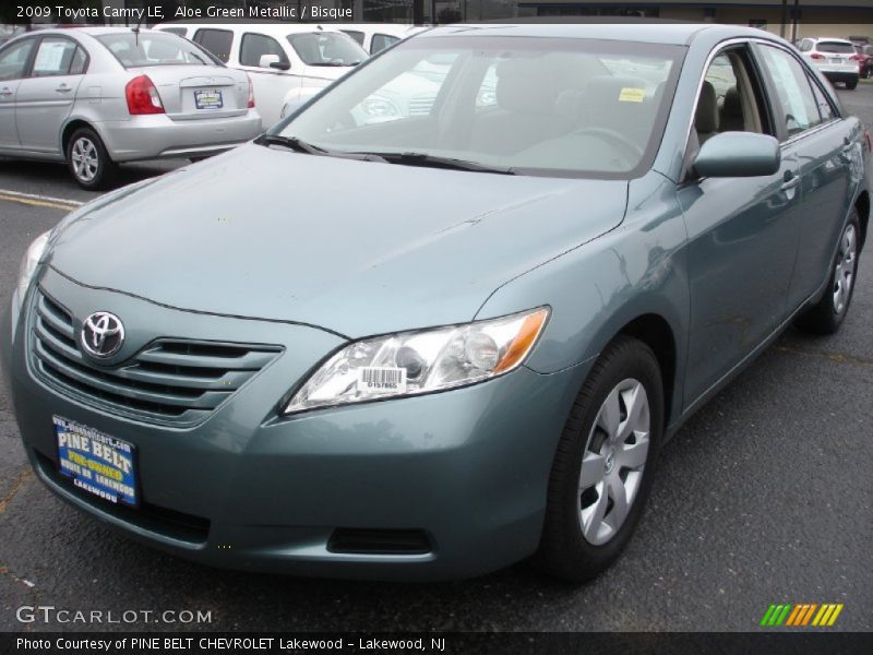 Aloe Green Metallic / Bisque 2009 Toyota Camry LE