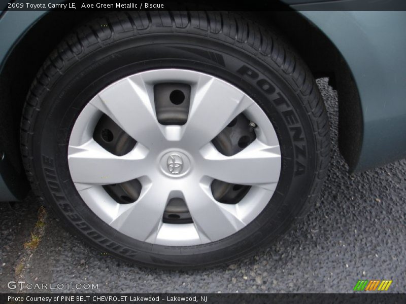 Aloe Green Metallic / Bisque 2009 Toyota Camry LE