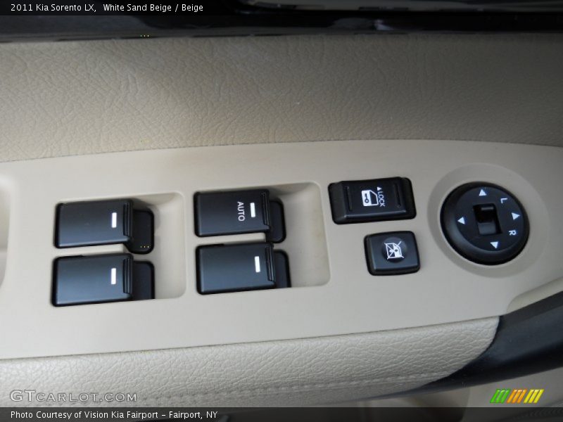 White Sand Beige / Beige 2011 Kia Sorento LX
