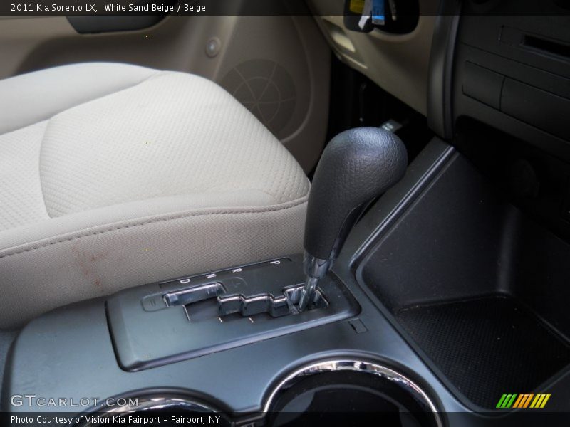 White Sand Beige / Beige 2011 Kia Sorento LX