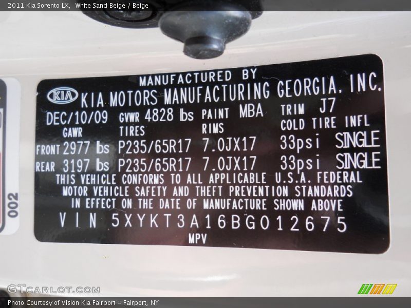 White Sand Beige / Beige 2011 Kia Sorento LX