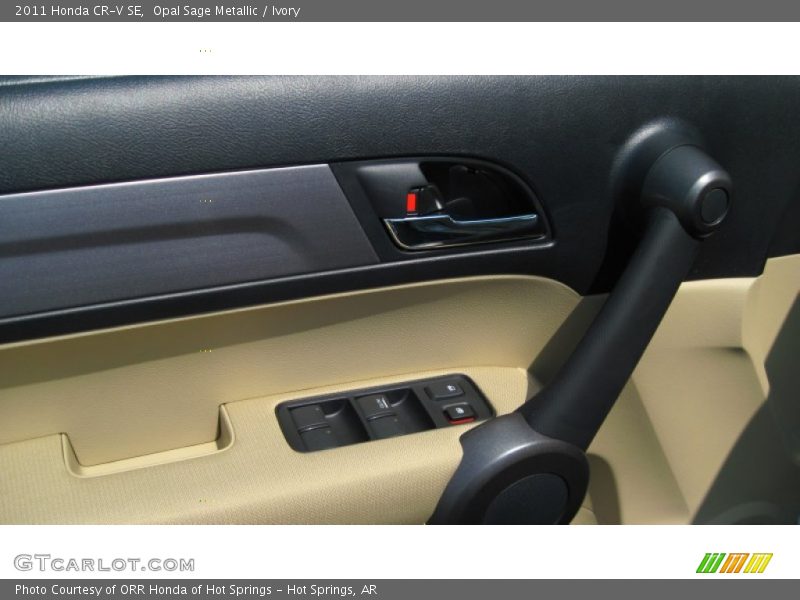 Opal Sage Metallic / Ivory 2011 Honda CR-V SE