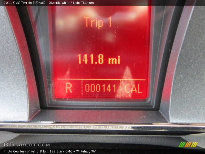 Olympic White / Light Titanium 2011 GMC Terrain SLE AWD