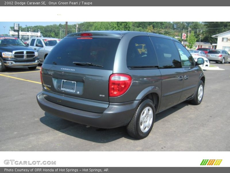 Onyx Green Pearl / Taupe 2002 Dodge Caravan SE