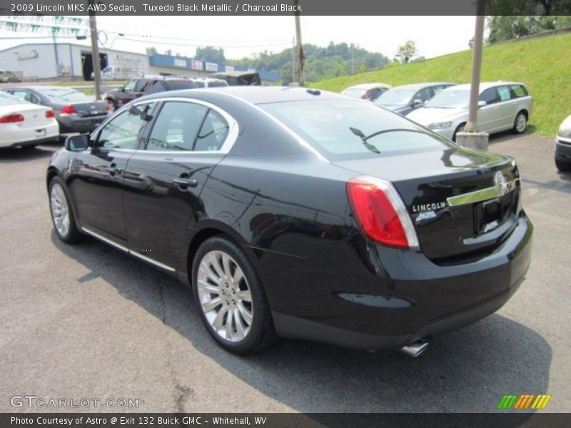 Tuxedo Black Metallic / Charcoal Black 2009 Lincoln MKS AWD Sedan