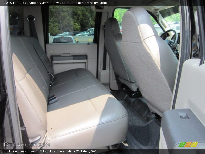  2010 F350 Super Duty XL Crew Cab 4x4 Medium Stone Interior