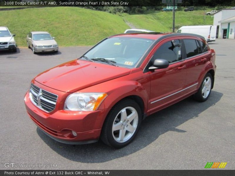 Front 3/4 View of 2008 Caliber R/T AWD