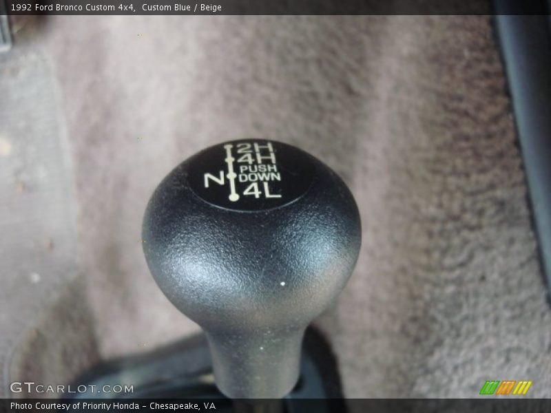 Custom Blue / Beige 1992 Ford Bronco Custom 4x4