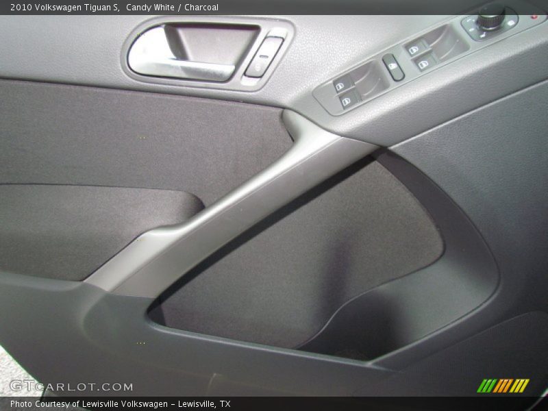 Candy White / Charcoal 2010 Volkswagen Tiguan S