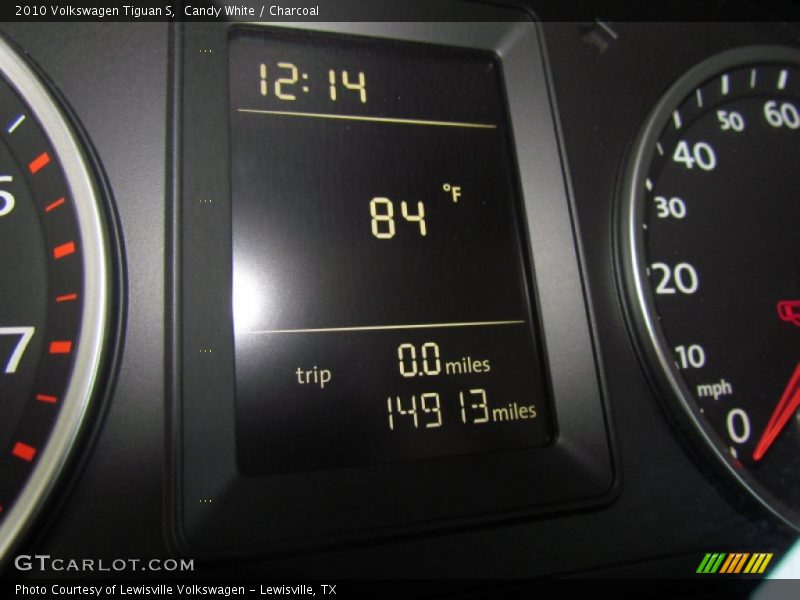 Candy White / Charcoal 2010 Volkswagen Tiguan S