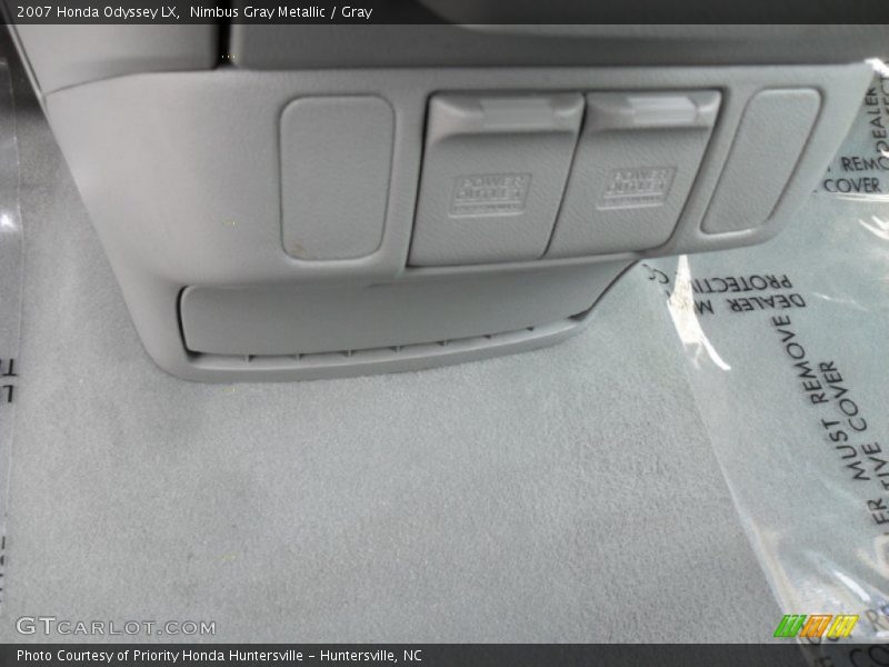 Nimbus Gray Metallic / Gray 2007 Honda Odyssey LX