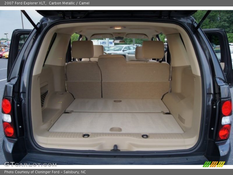 Carbon Metallic / Camel 2007 Ford Explorer XLT
