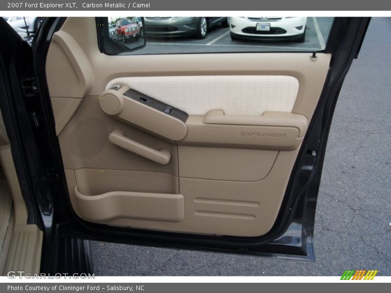 Carbon Metallic / Camel 2007 Ford Explorer XLT