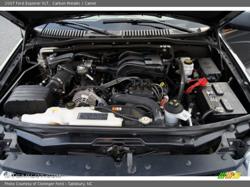Carbon Metallic / Camel 2007 Ford Explorer XLT