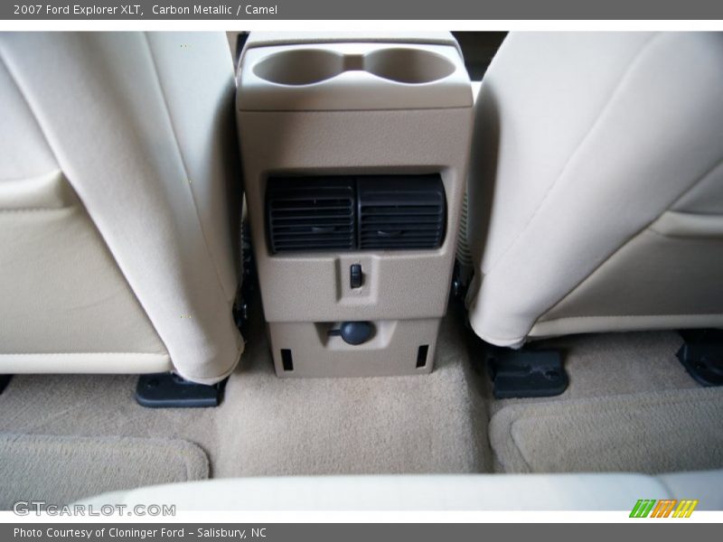 Carbon Metallic / Camel 2007 Ford Explorer XLT