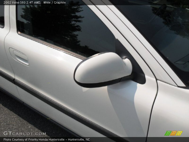 White / Graphite 2002 Volvo S60 2.4T AWD
