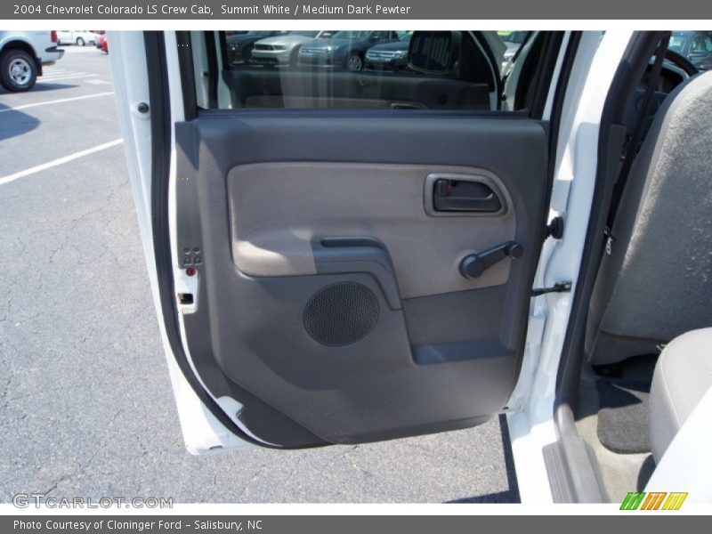 Summit White / Medium Dark Pewter 2004 Chevrolet Colorado LS Crew Cab