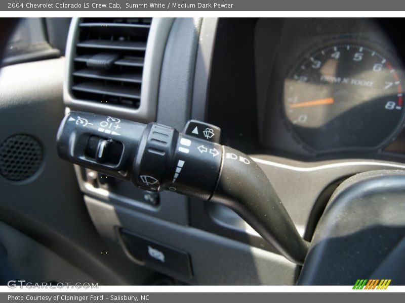 Summit White / Medium Dark Pewter 2004 Chevrolet Colorado LS Crew Cab
