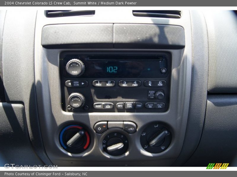 Summit White / Medium Dark Pewter 2004 Chevrolet Colorado LS Crew Cab