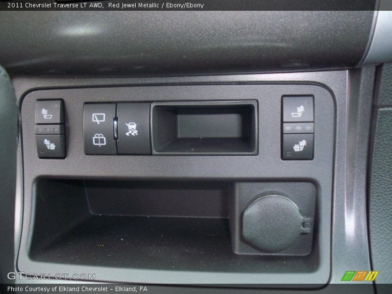 Red Jewel Metallic / Ebony/Ebony 2011 Chevrolet Traverse LT AWD