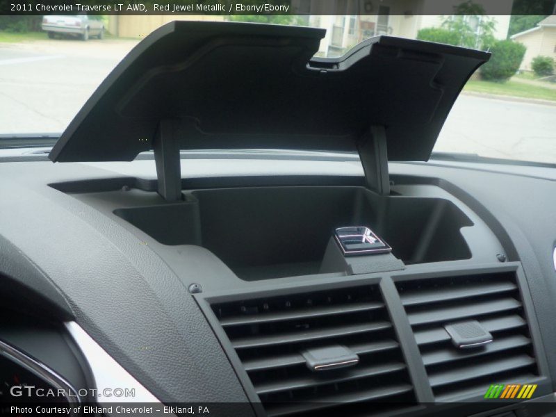 Red Jewel Metallic / Ebony/Ebony 2011 Chevrolet Traverse LT AWD